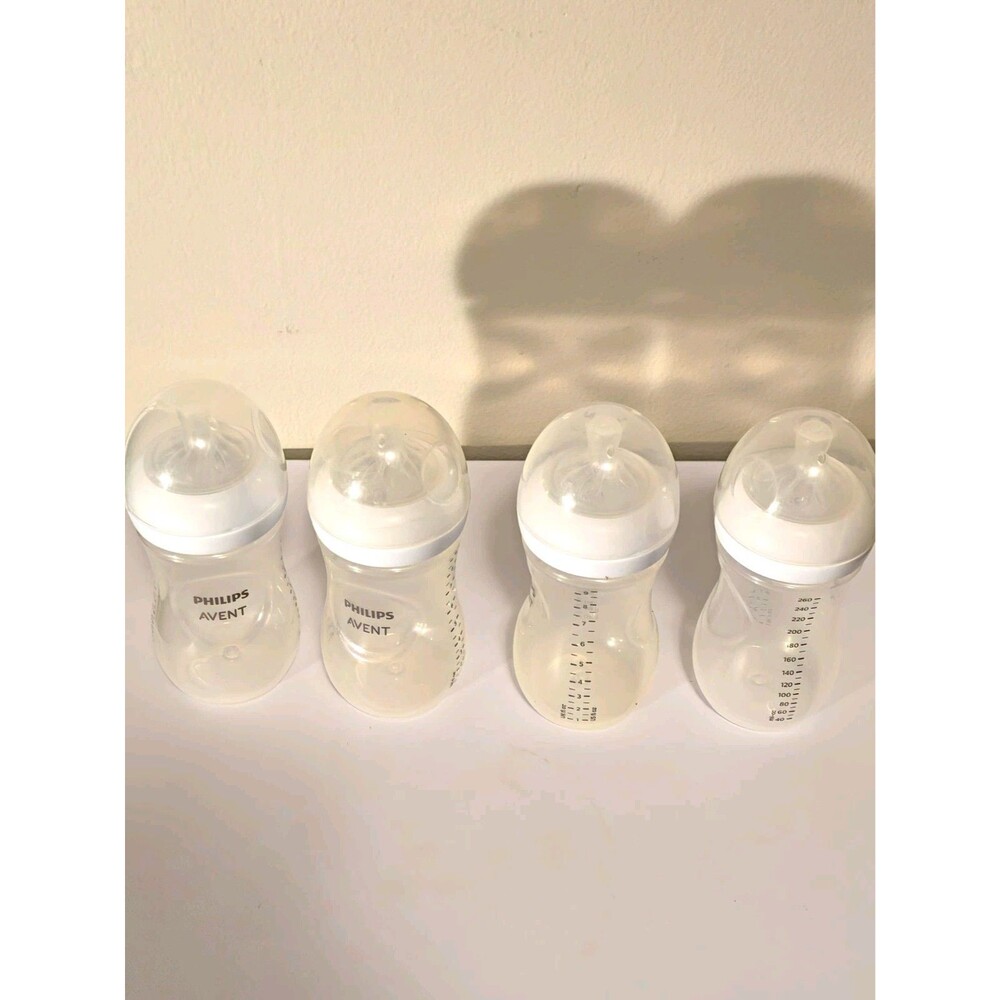 Philips AVENT Baby Bottle Set 260ml/9oz Lot of 4 Clear White Plastic